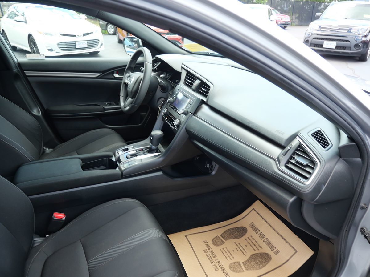 2018 Honda Civic Hatchback LX photo 20