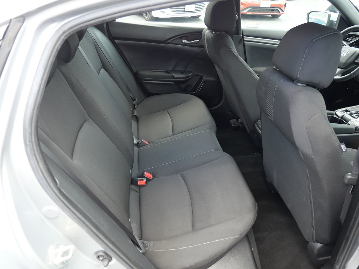 2018 Honda Civic Hatchback LX photo 27