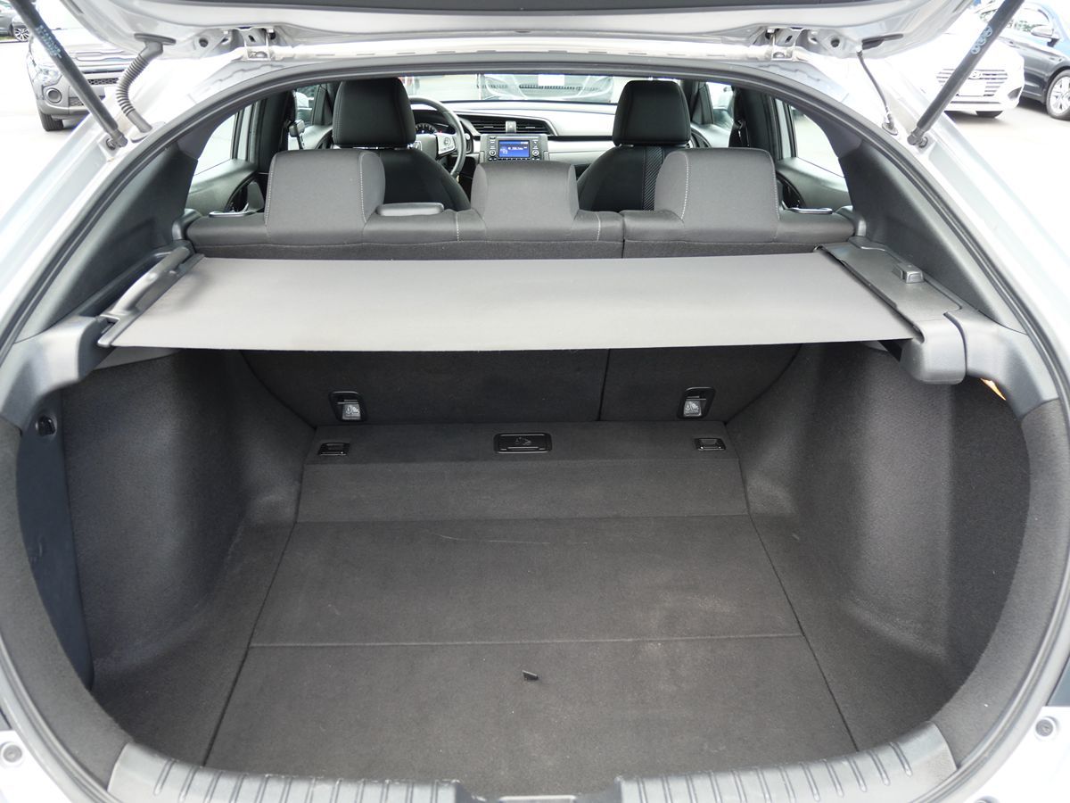 2018 Honda Civic Hatchback LX photo 31