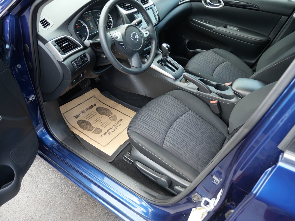 2019 Nissan Sentra SV photo 9