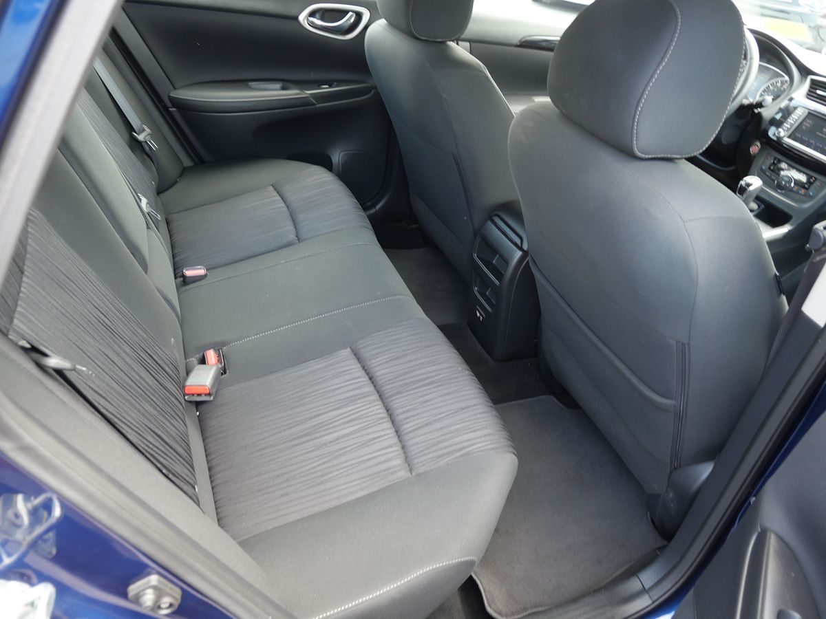 2019 Nissan Sentra SV photo 22
