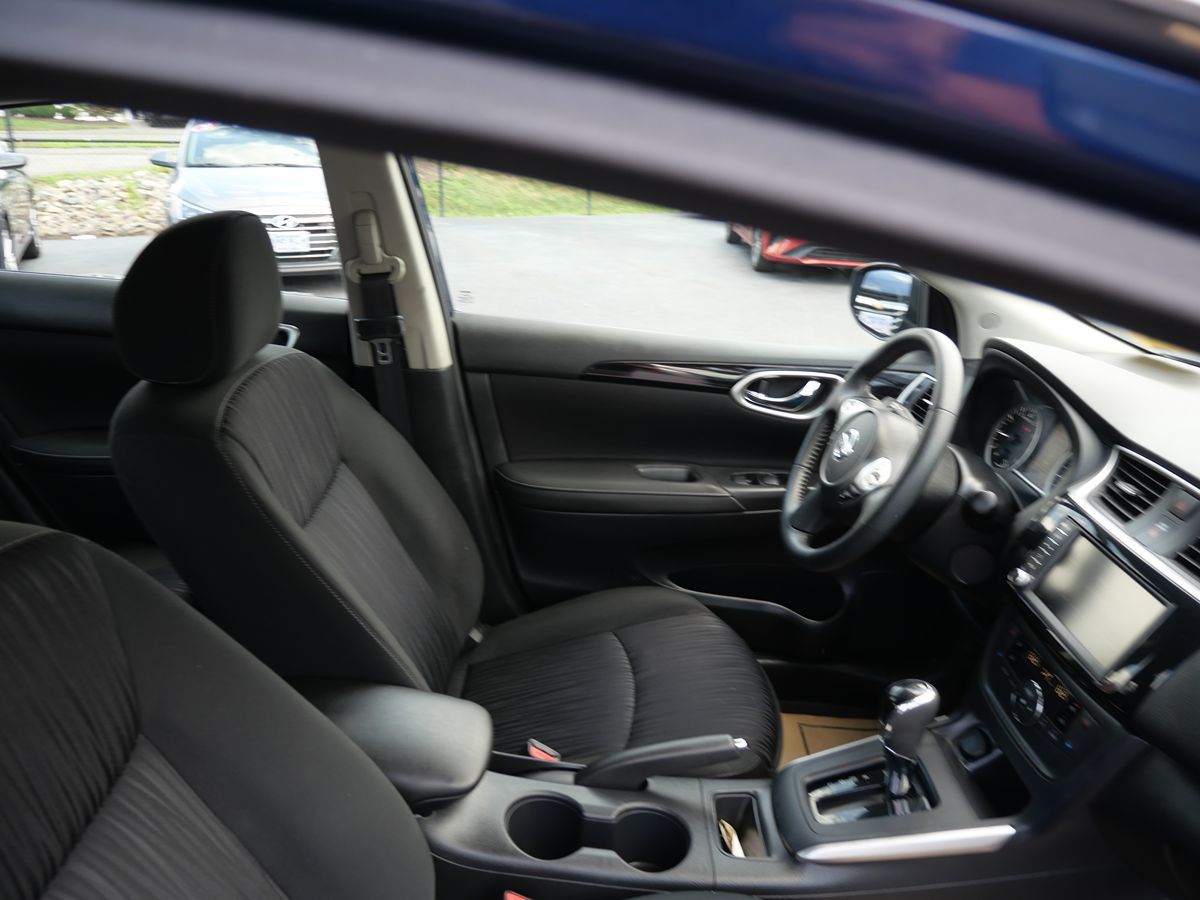 2019 Nissan Sentra SV photo 27