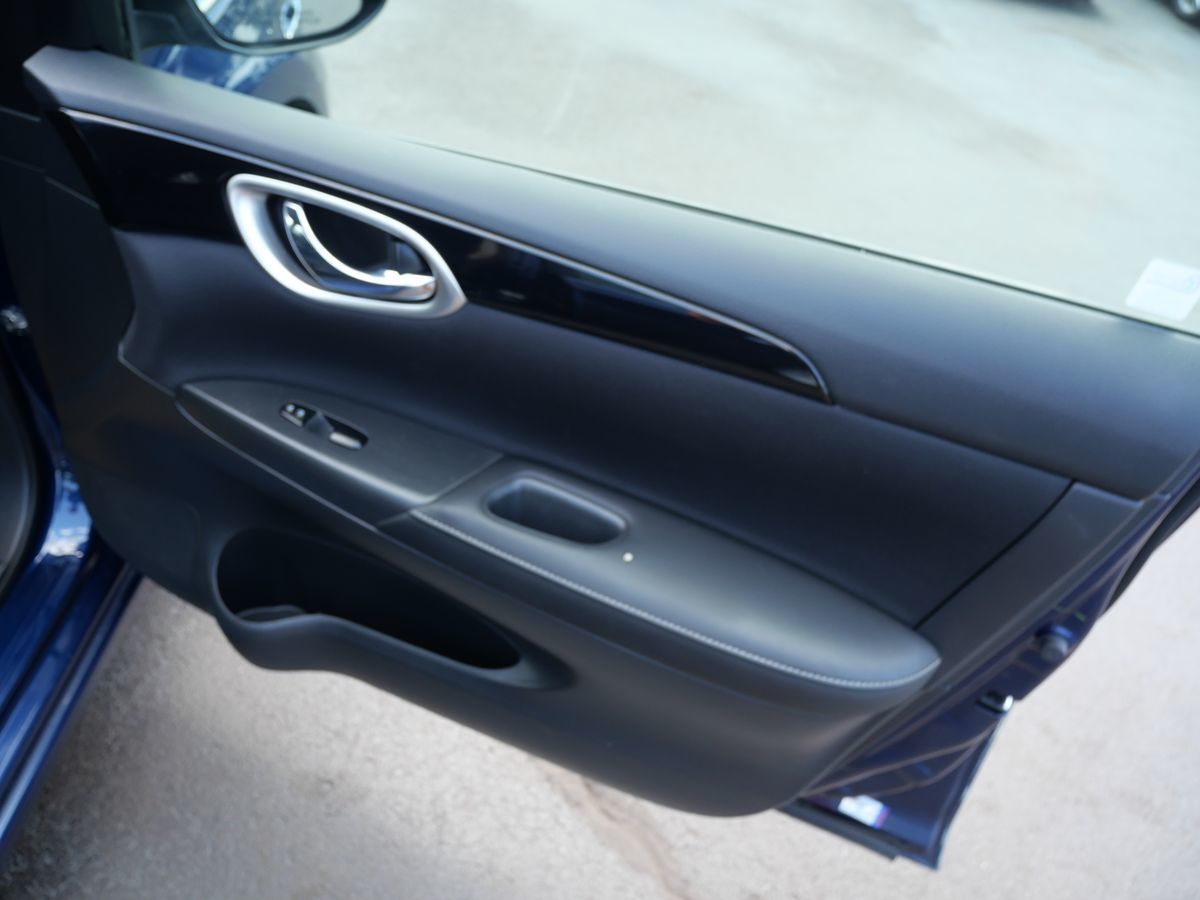 2019 Nissan Sentra SV photo 30