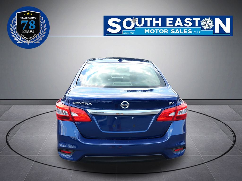 2019 Nissan Sentra SV photo 4