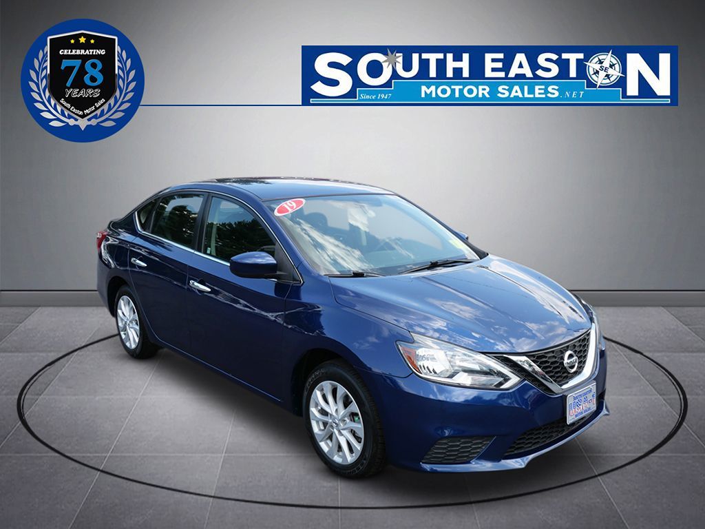 2019 Nissan Sentra SV photo 2