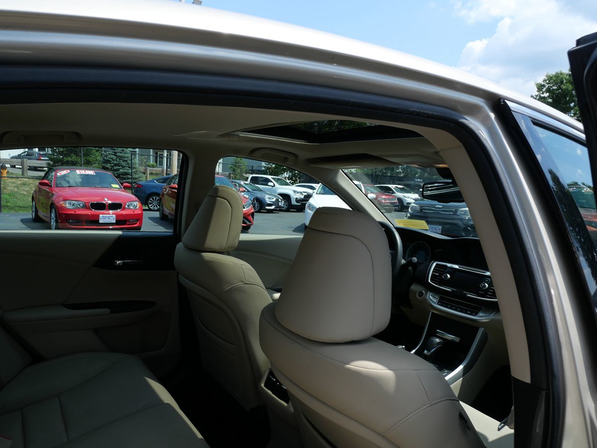 2014 Honda Accord EX-L photo 23