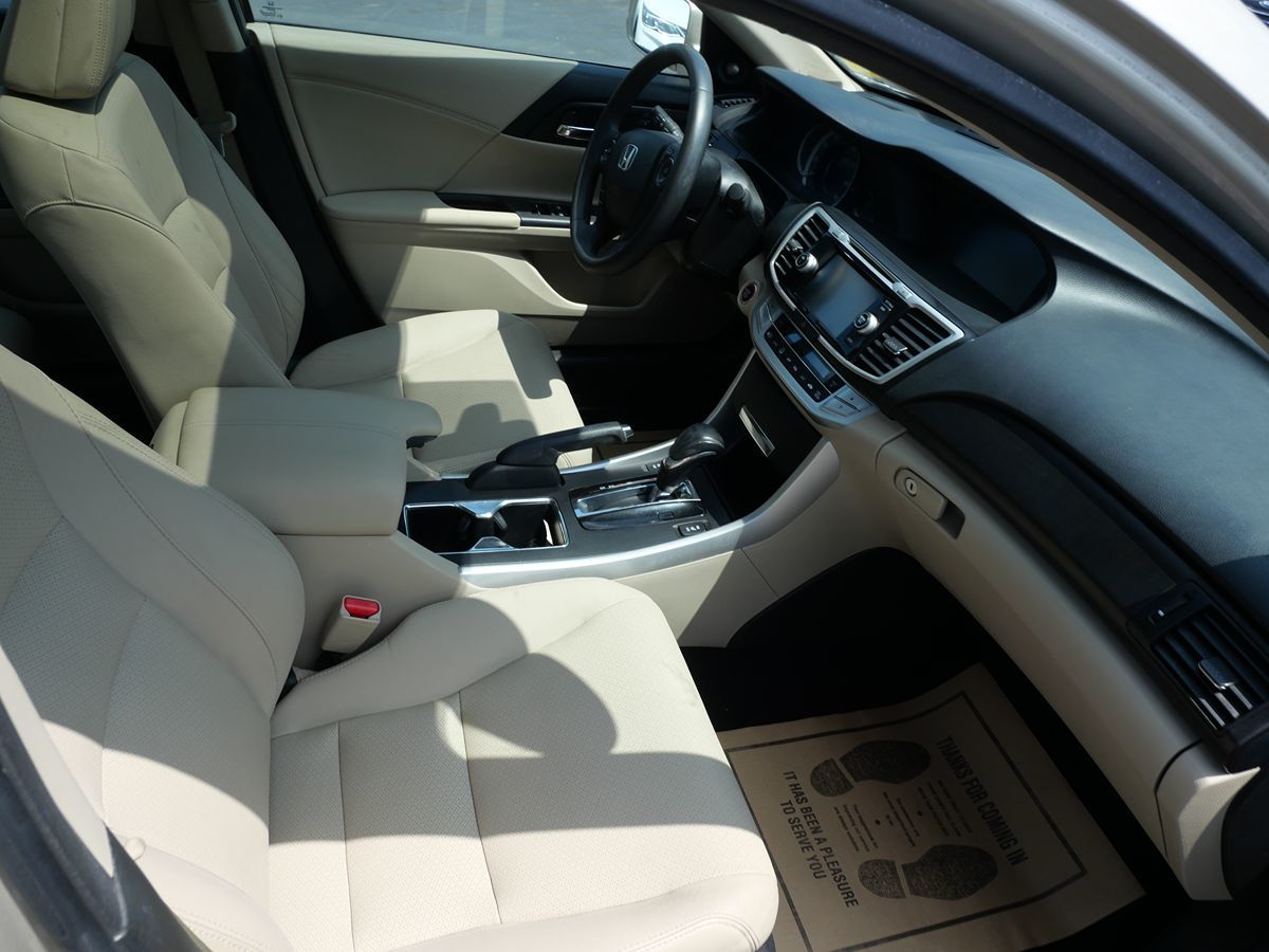2014 Honda Accord EX-L photo 26