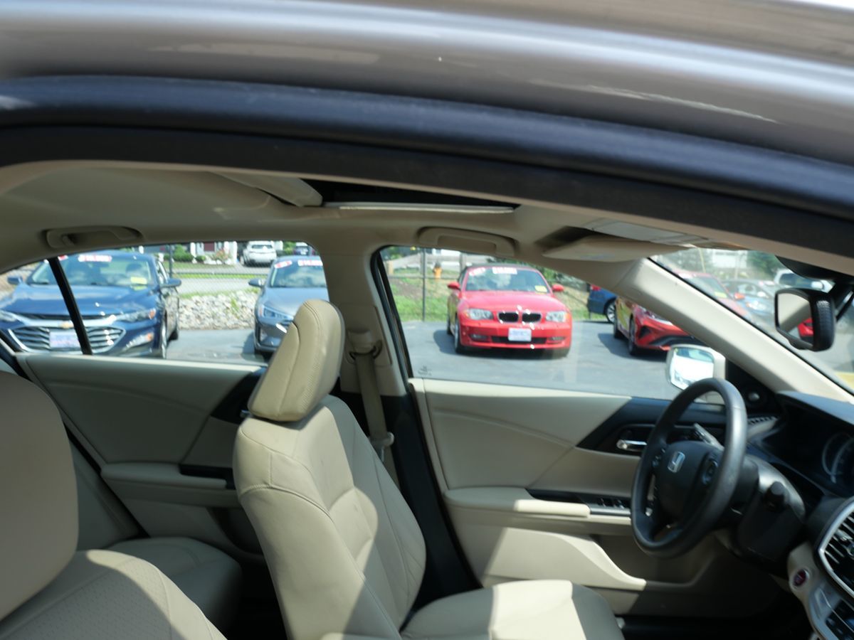 2014 Honda Accord EX-L photo 28