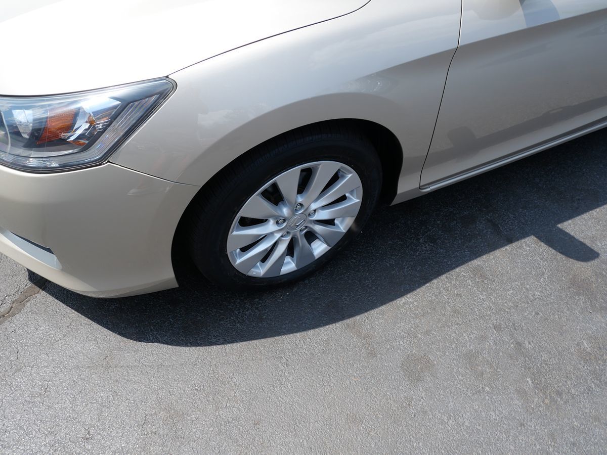 2014 Honda Accord EX-L photo 33