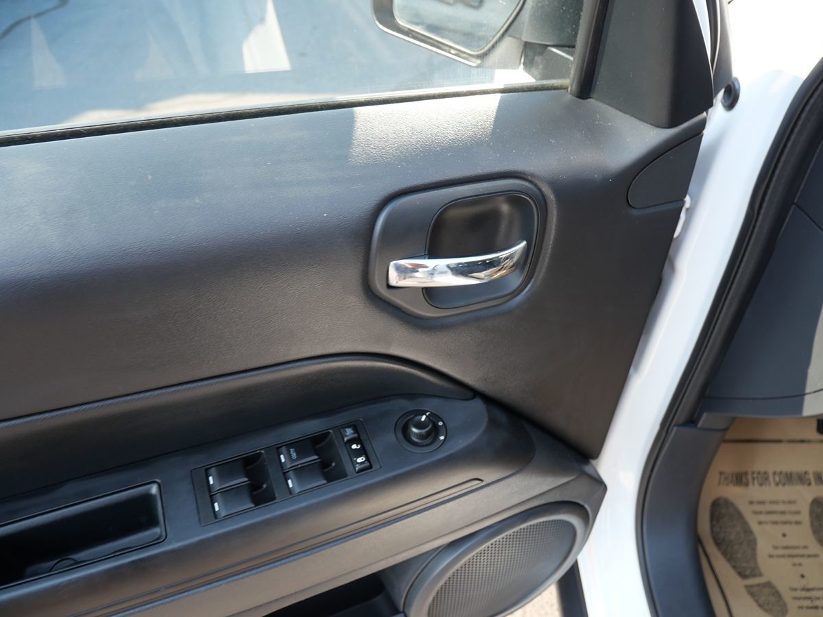 2017 Jeep Patriot Latitude photo 15