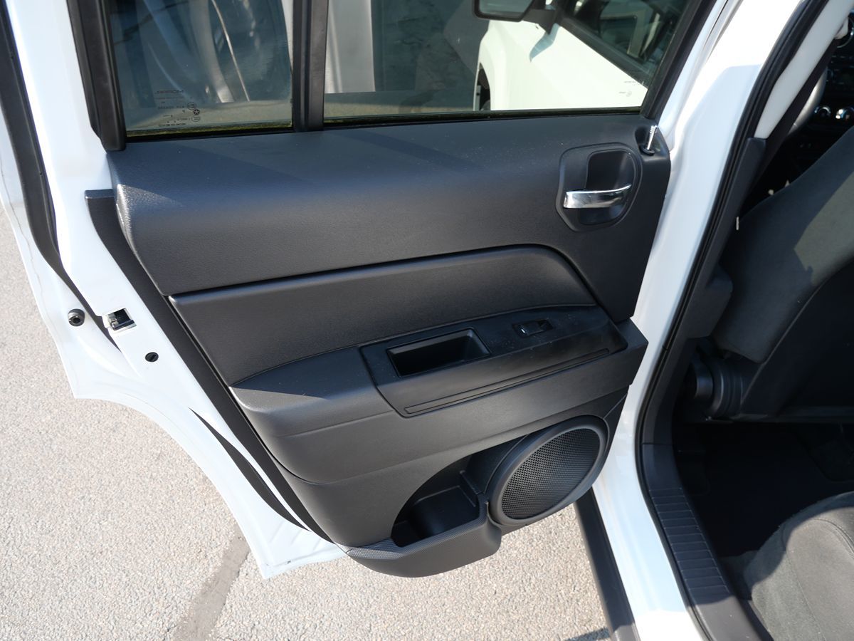 2017 Jeep Patriot Latitude photo 17