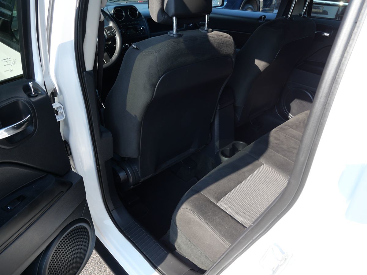 2017 Jeep Patriot Latitude photo 18