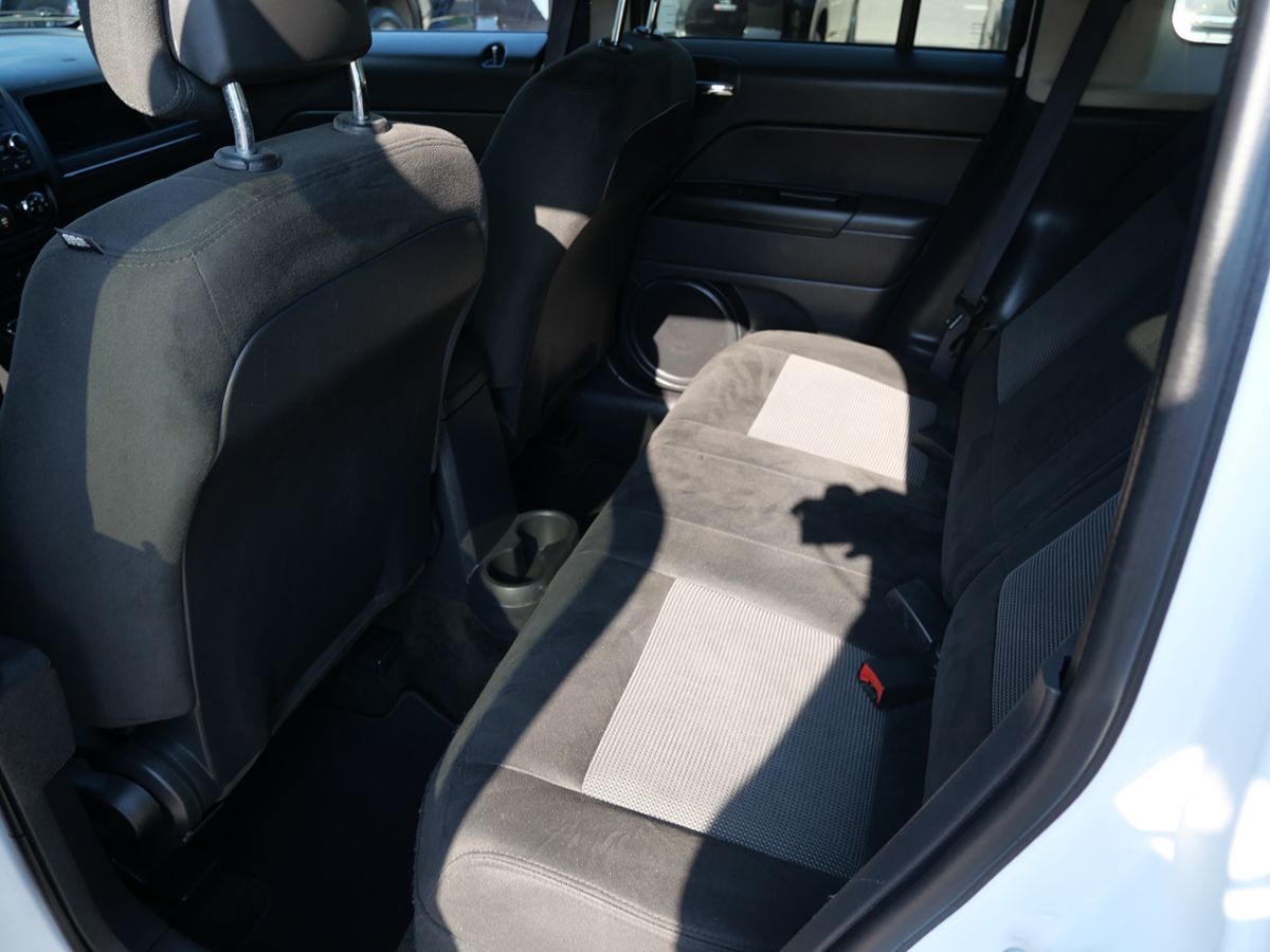 2017 Jeep Patriot Latitude photo 19