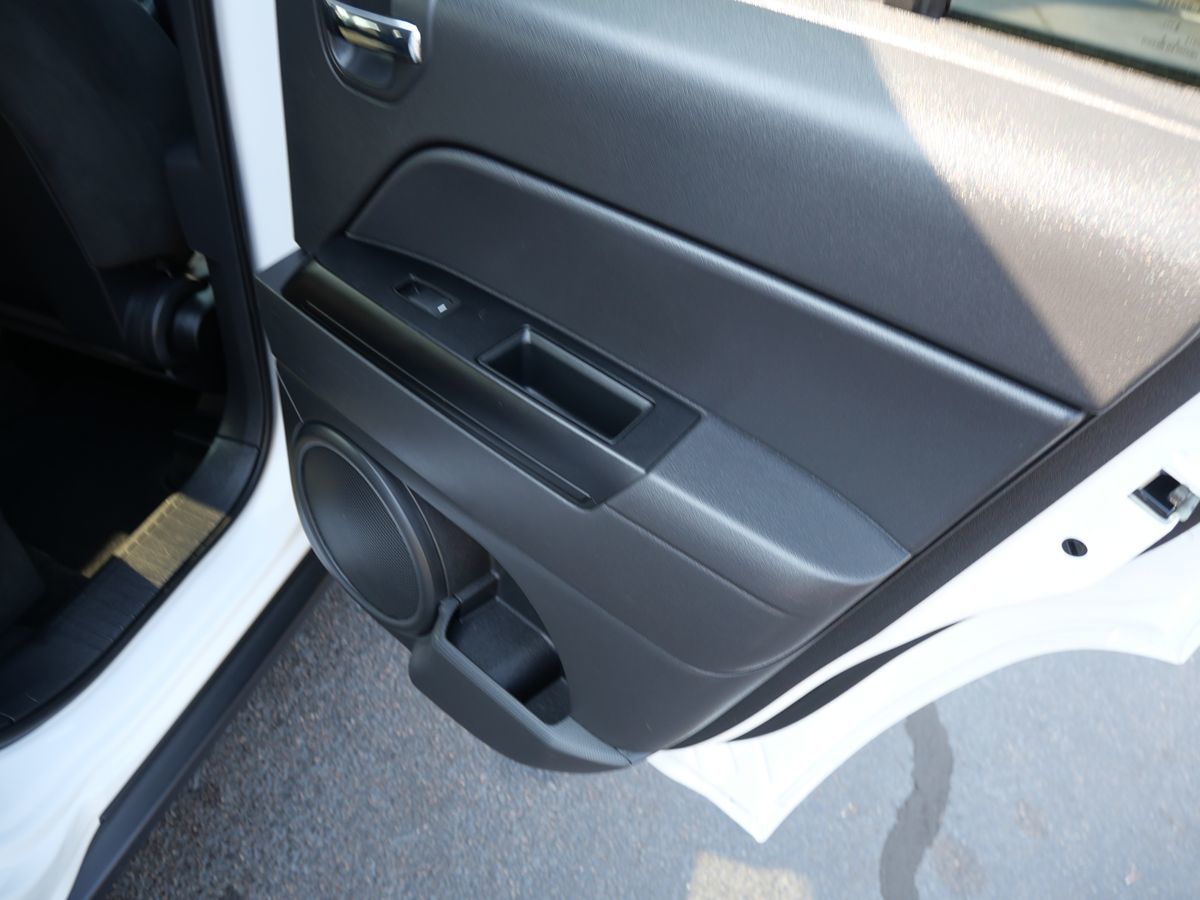 2017 Jeep Patriot Latitude photo 24