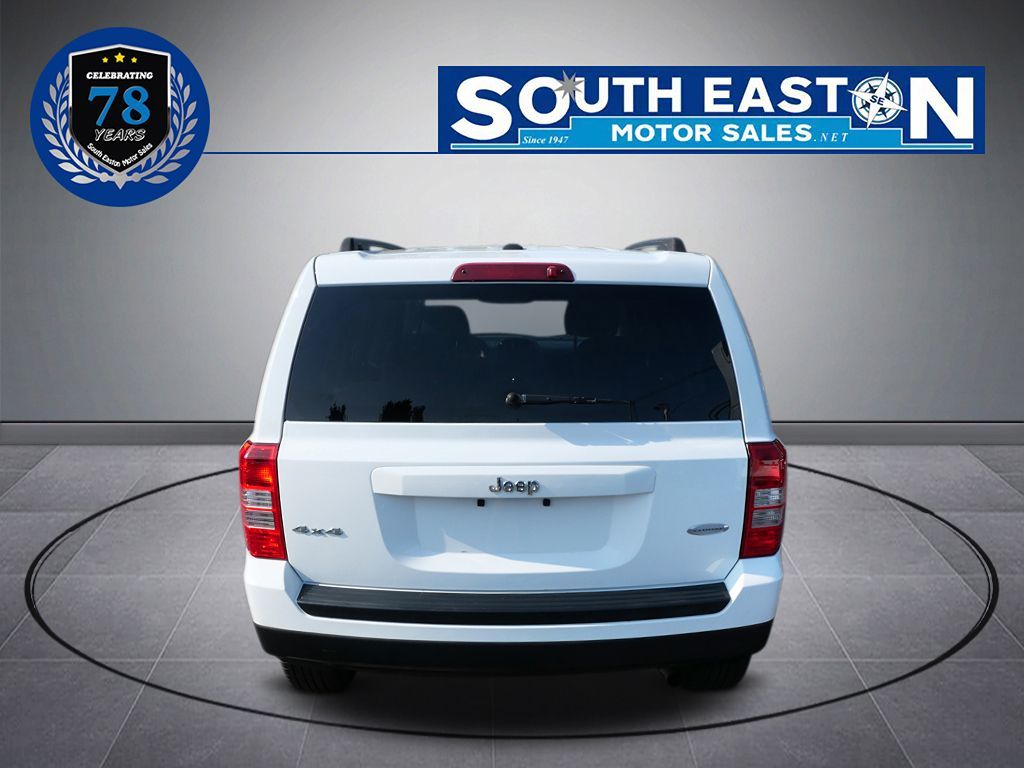 2017 Jeep Patriot Latitude photo 4