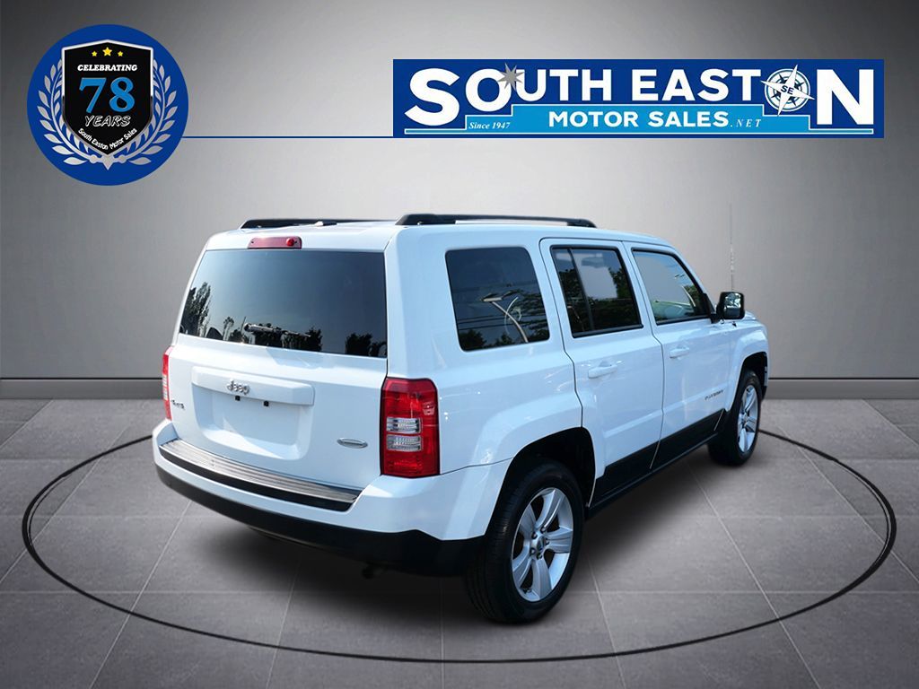 2017 Jeep Patriot Latitude photo 6