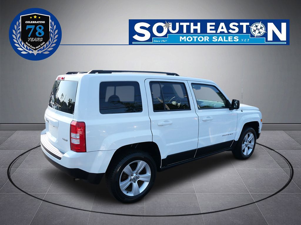 2017 Jeep Patriot Latitude photo 7