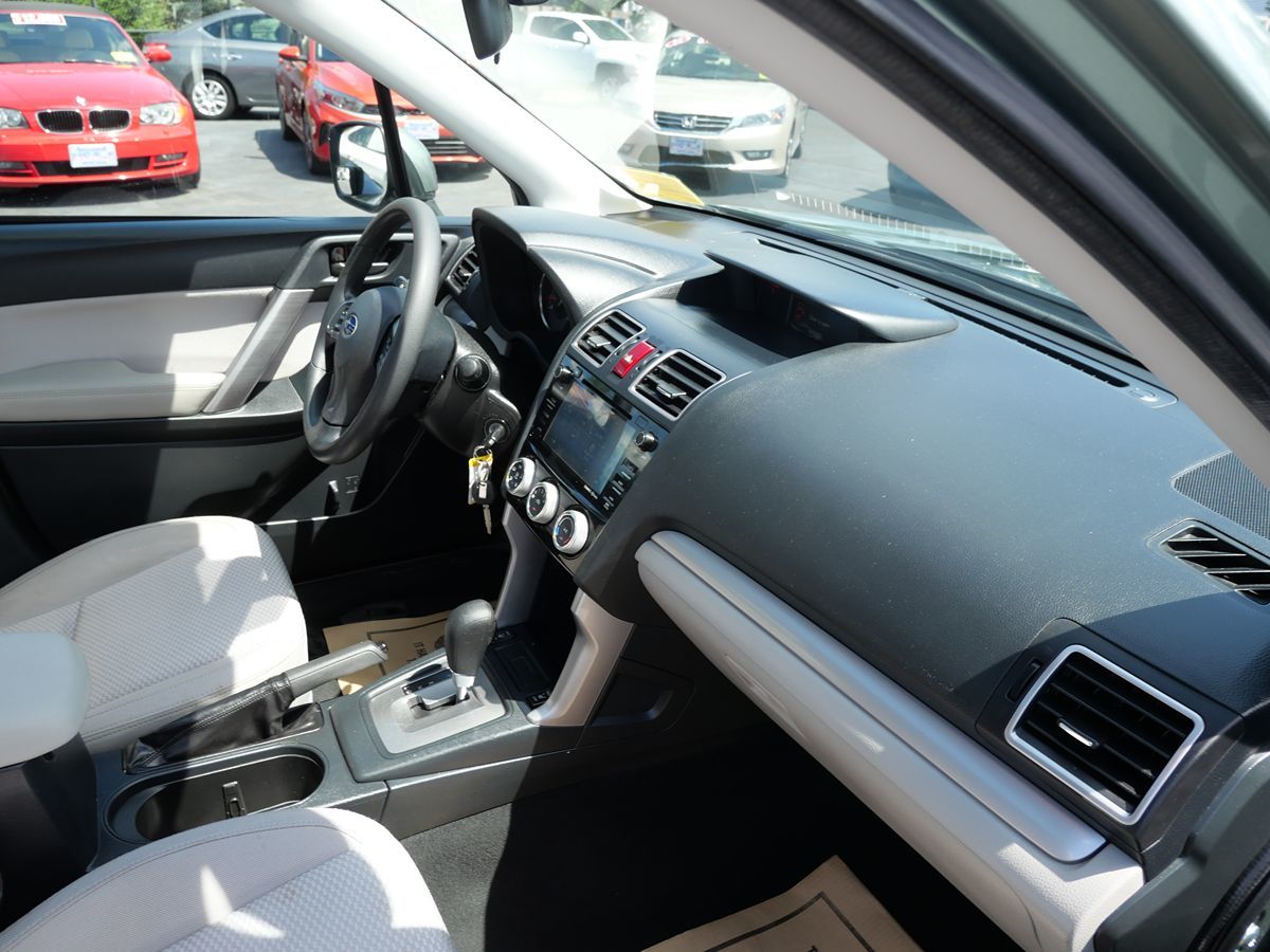 2016 Subaru Forester 2.5i Premium photo 27