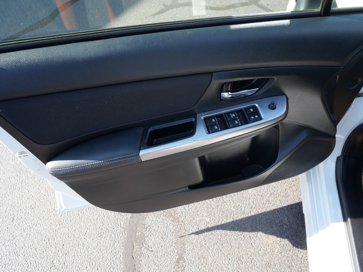2016 Subaru Impreza 2.0i Sport Premium photo 16
