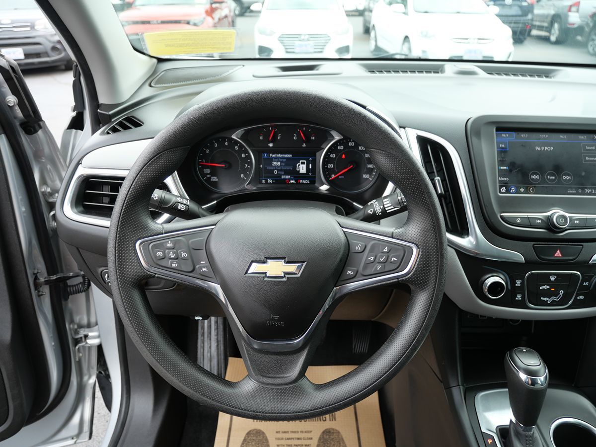 2020 Chevrolet Equinox LT photo 16