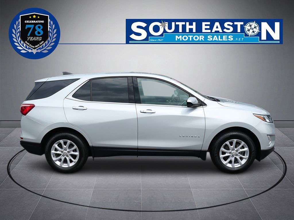 2020 Chevrolet Equinox LT photo 9