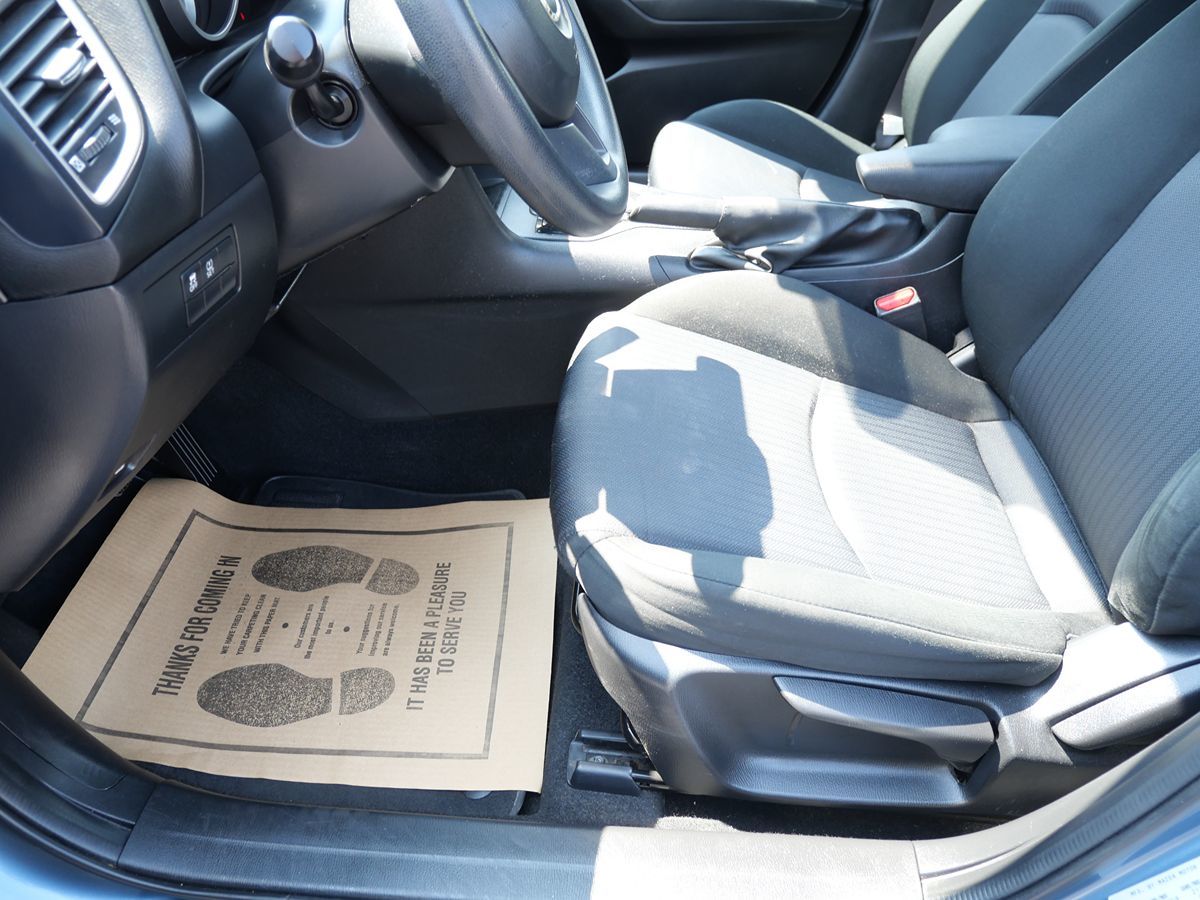 2014 Mazda Mazda3 i SV photo 11