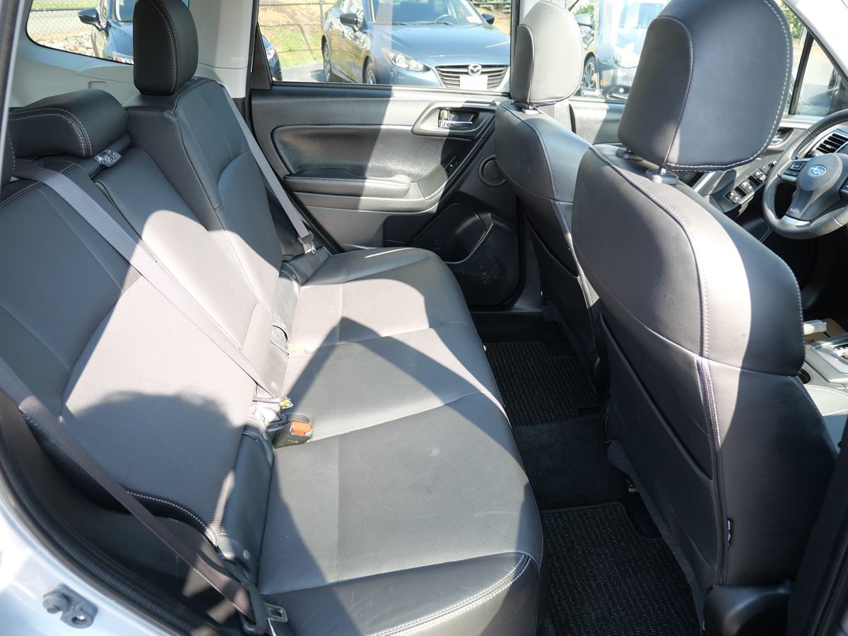 2016 Subaru Forester 2.5i Limited photo 31