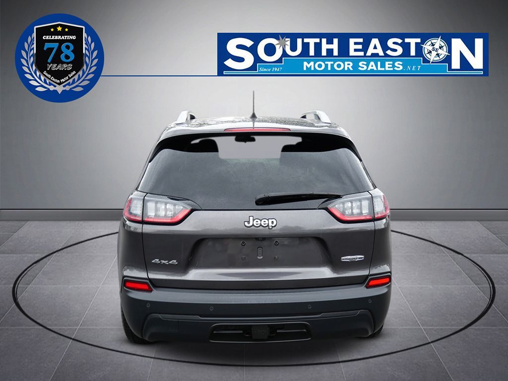 2019 Jeep Cherokee Latitude photo 5