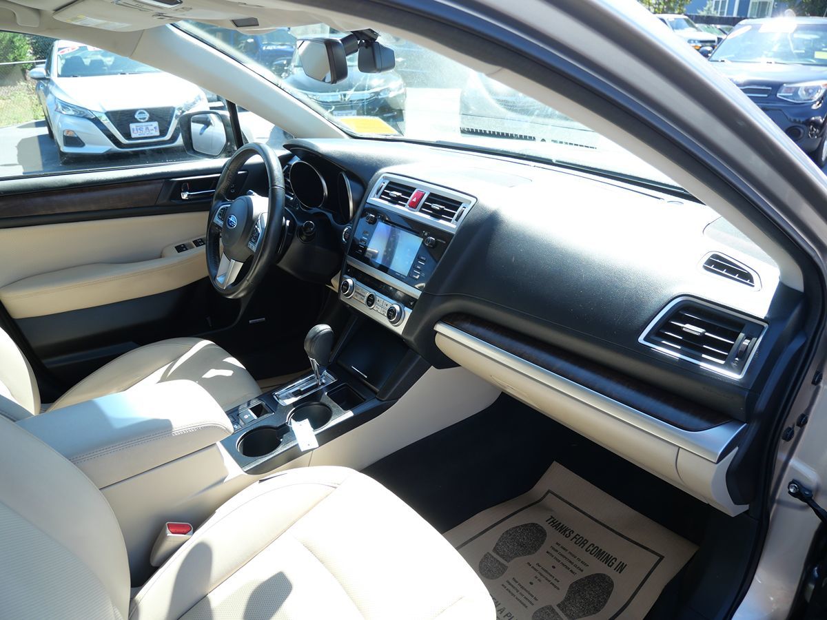 2017 Subaru Outback Limited photo 22