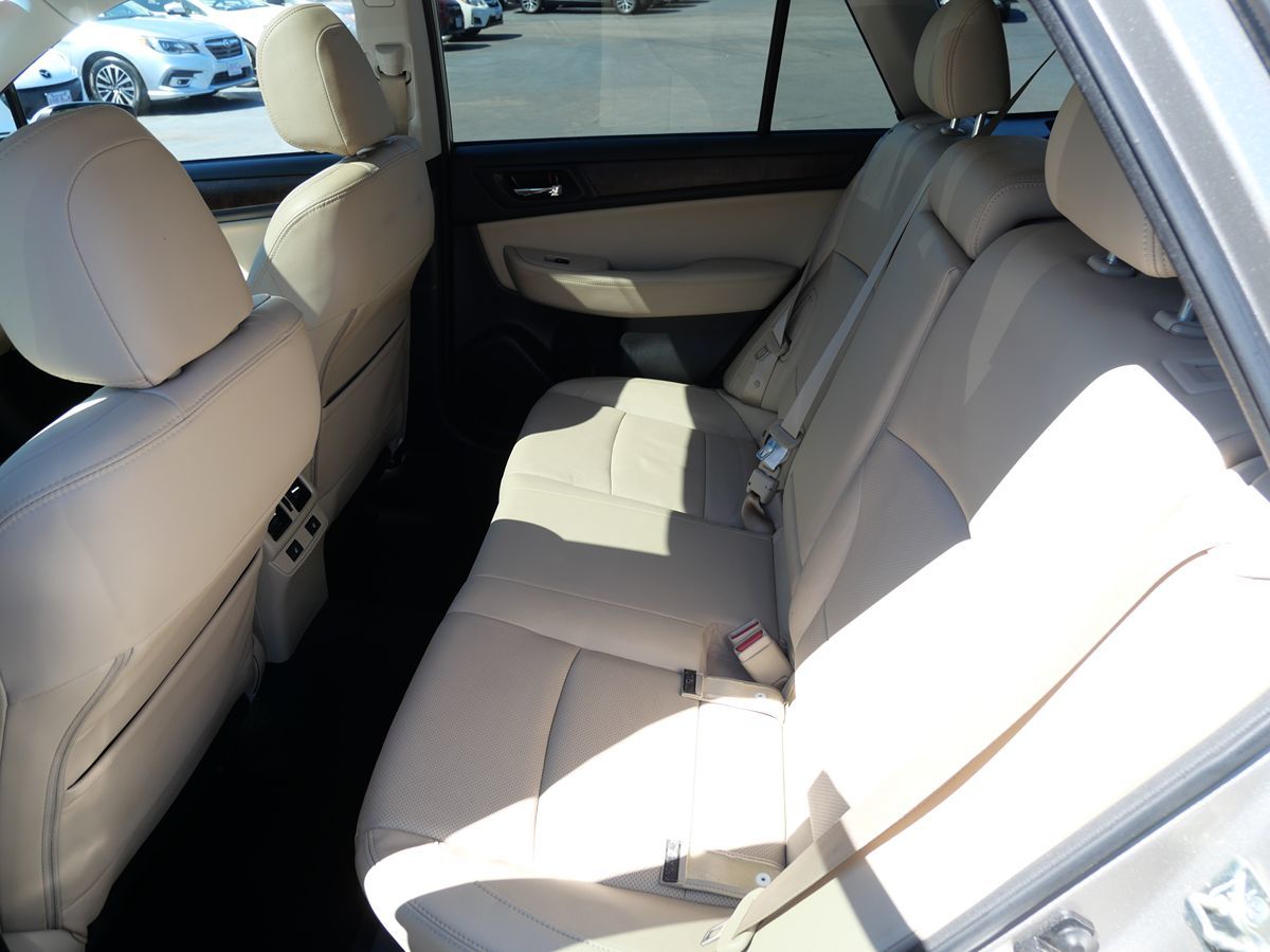 2017 Subaru Outback Limited photo 33