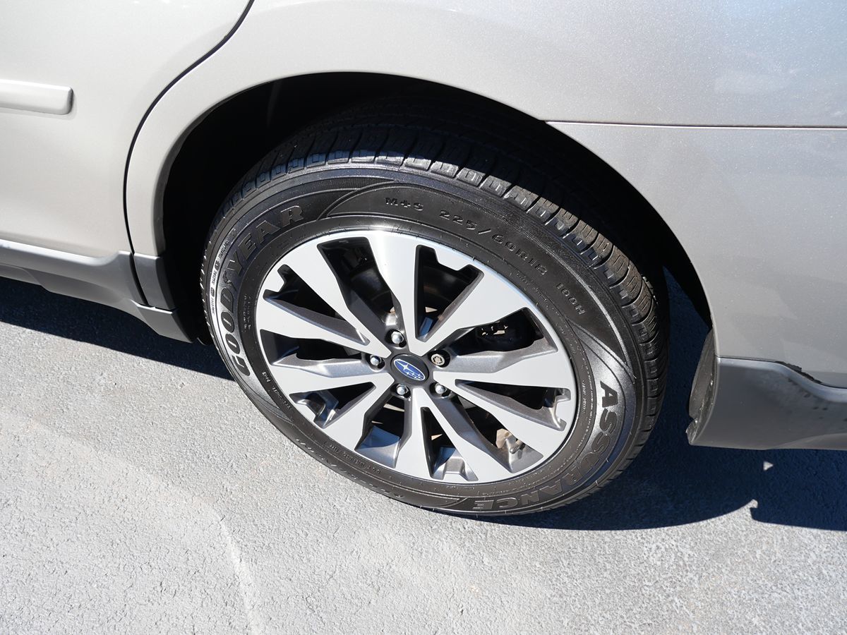 2017 Subaru Outback Limited photo 36