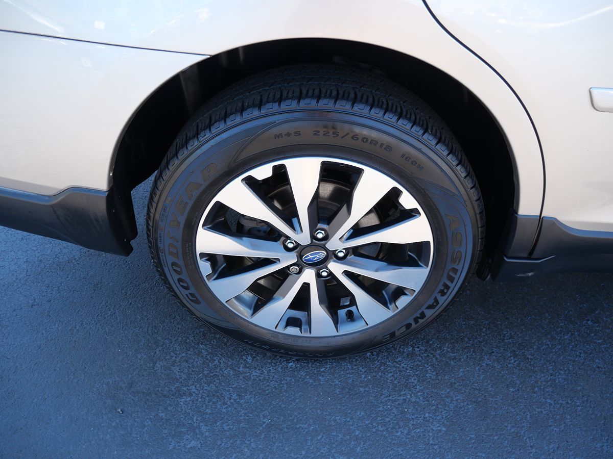 2017 Subaru Outback Limited photo 37
