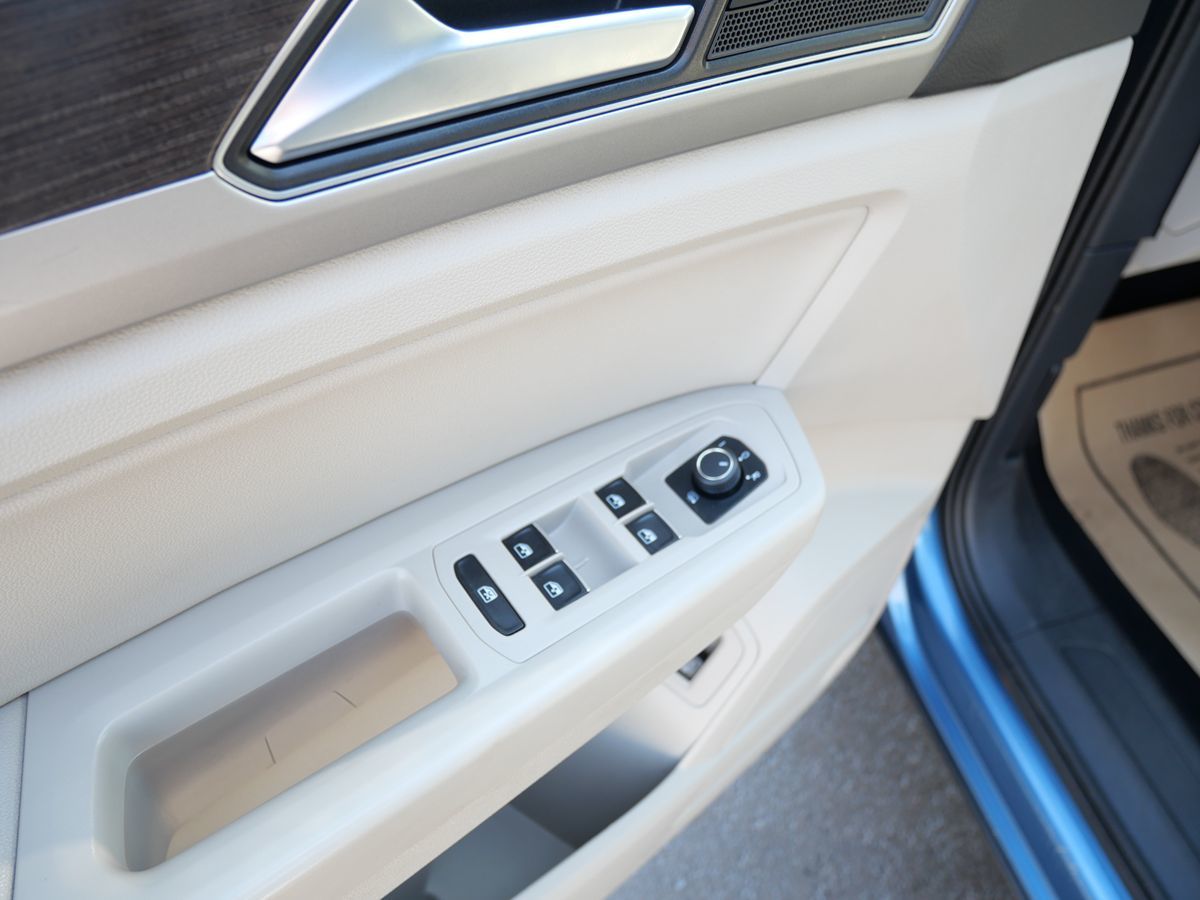 2019 Volkswagen Atlas V6 SE Technology photo 13