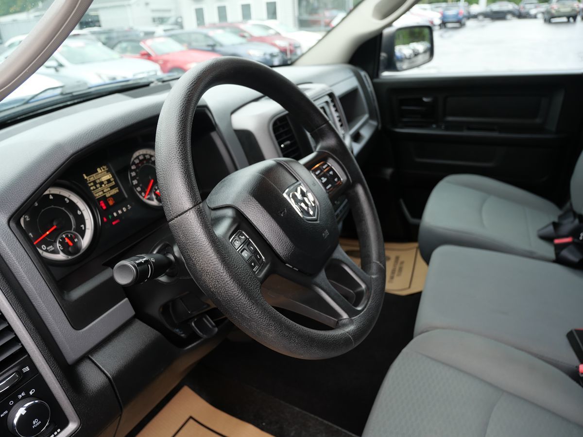 2017 Ram 1500 Express photo 12