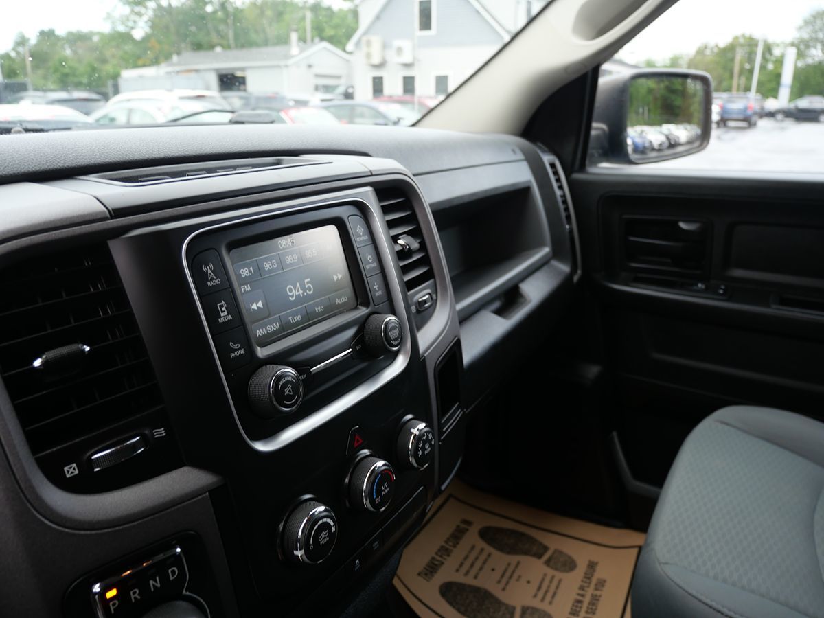 2017 Ram 1500 Express photo 13