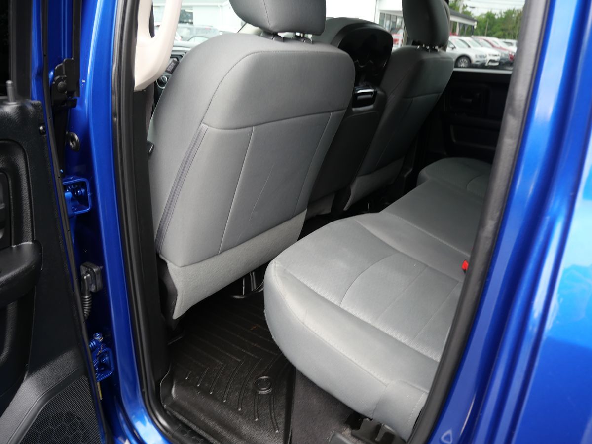 2017 Ram 1500 Express photo 17