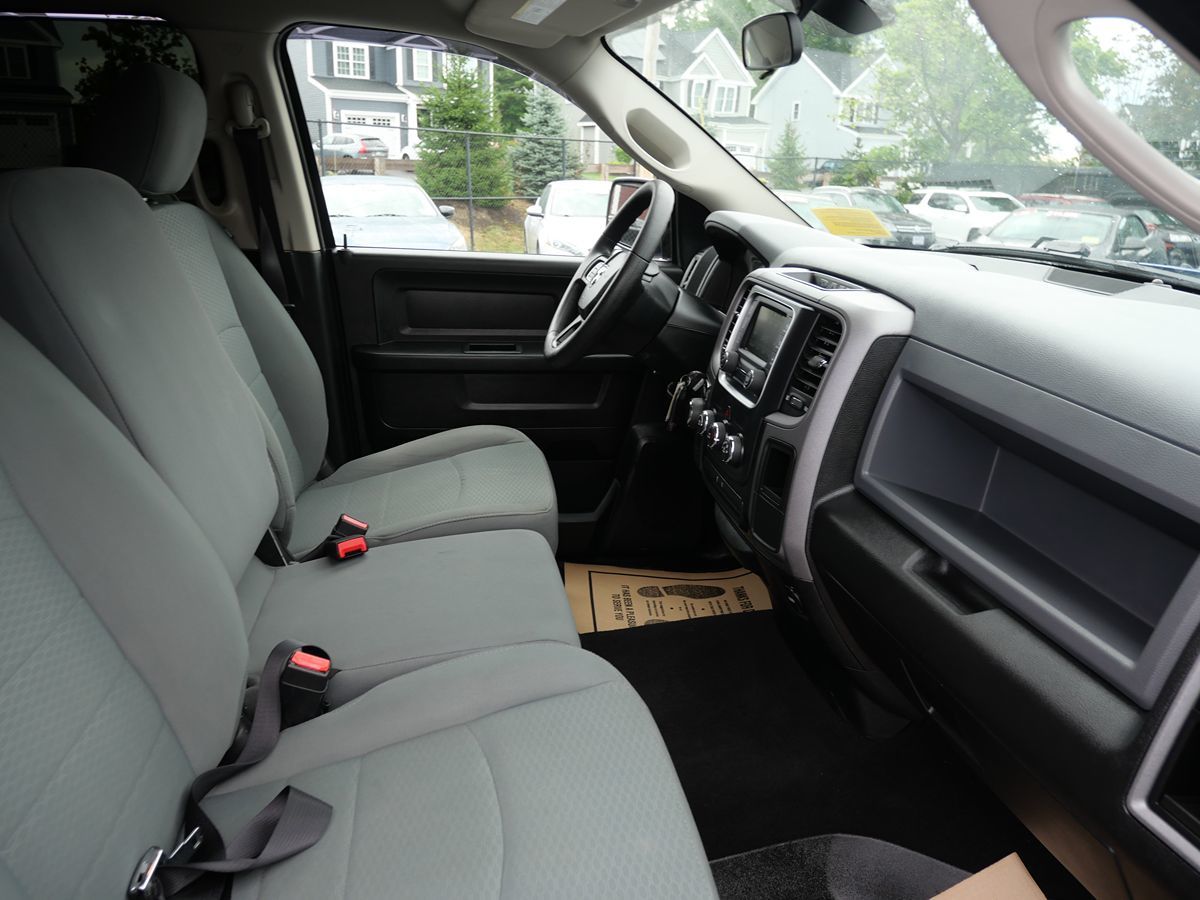 2017 Ram 1500 Express photo 26