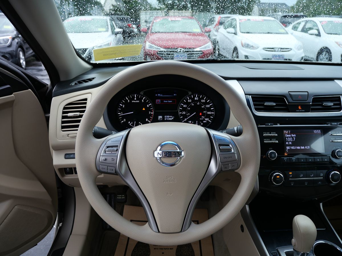 2014 Nissan Altima 2.5 S photo 12