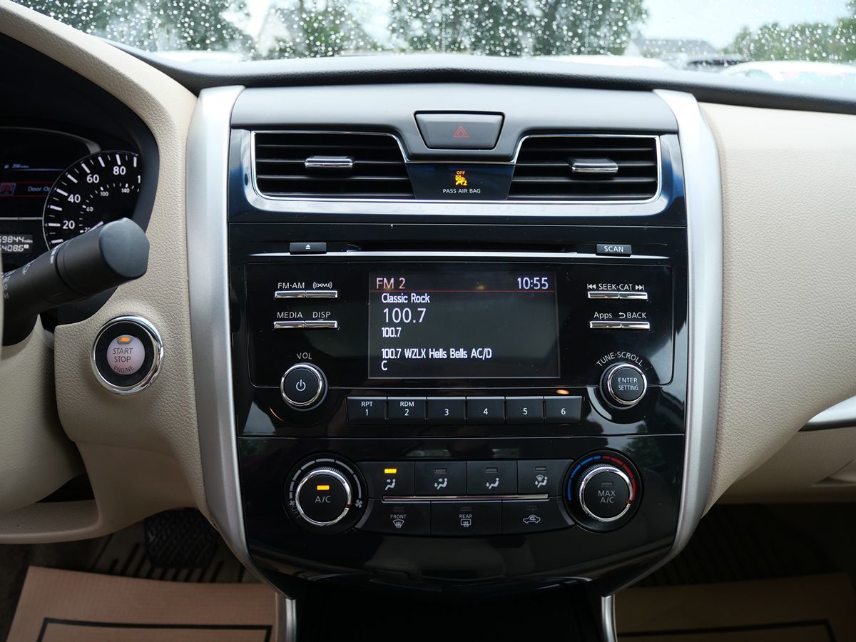 2014 Nissan Altima 2.5 S photo 13