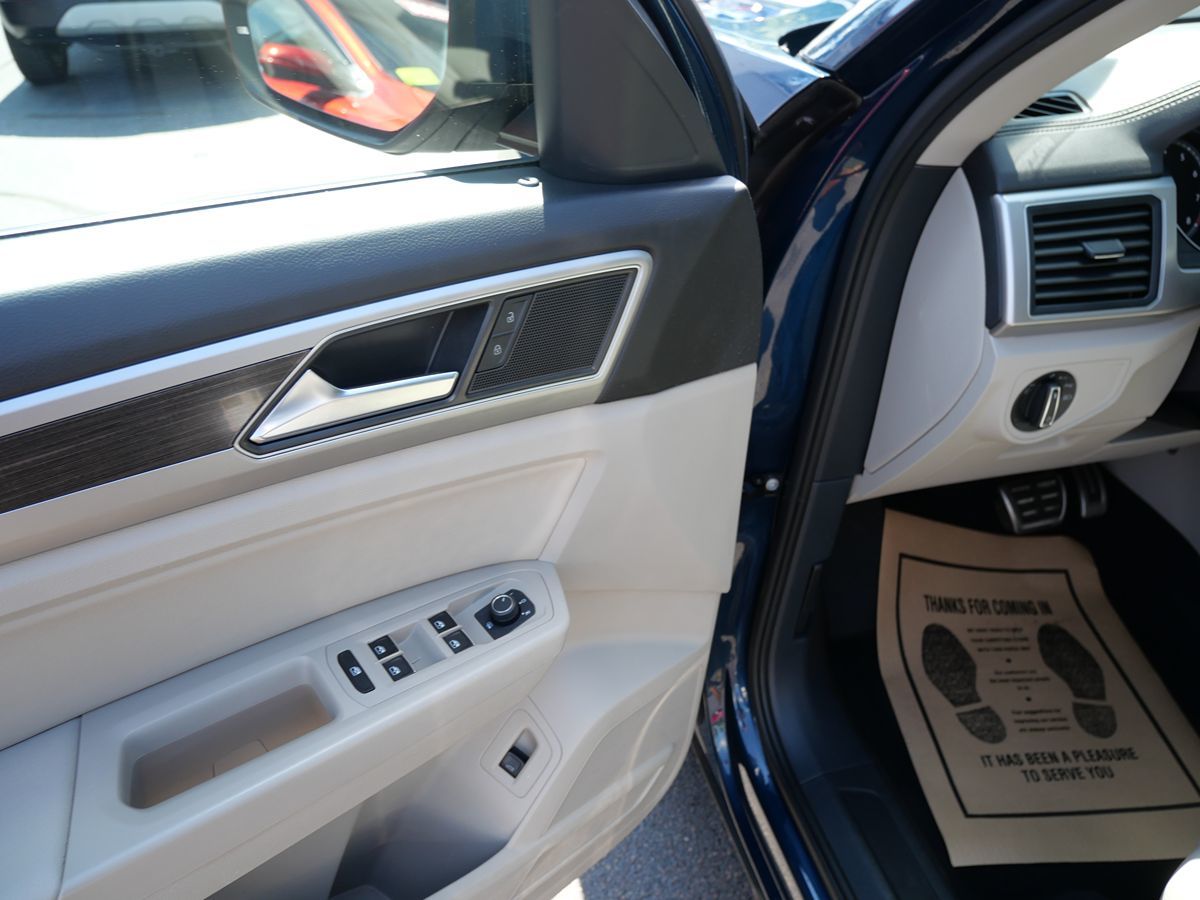 2018 Volkswagen Atlas V6 SE Technology photo 18