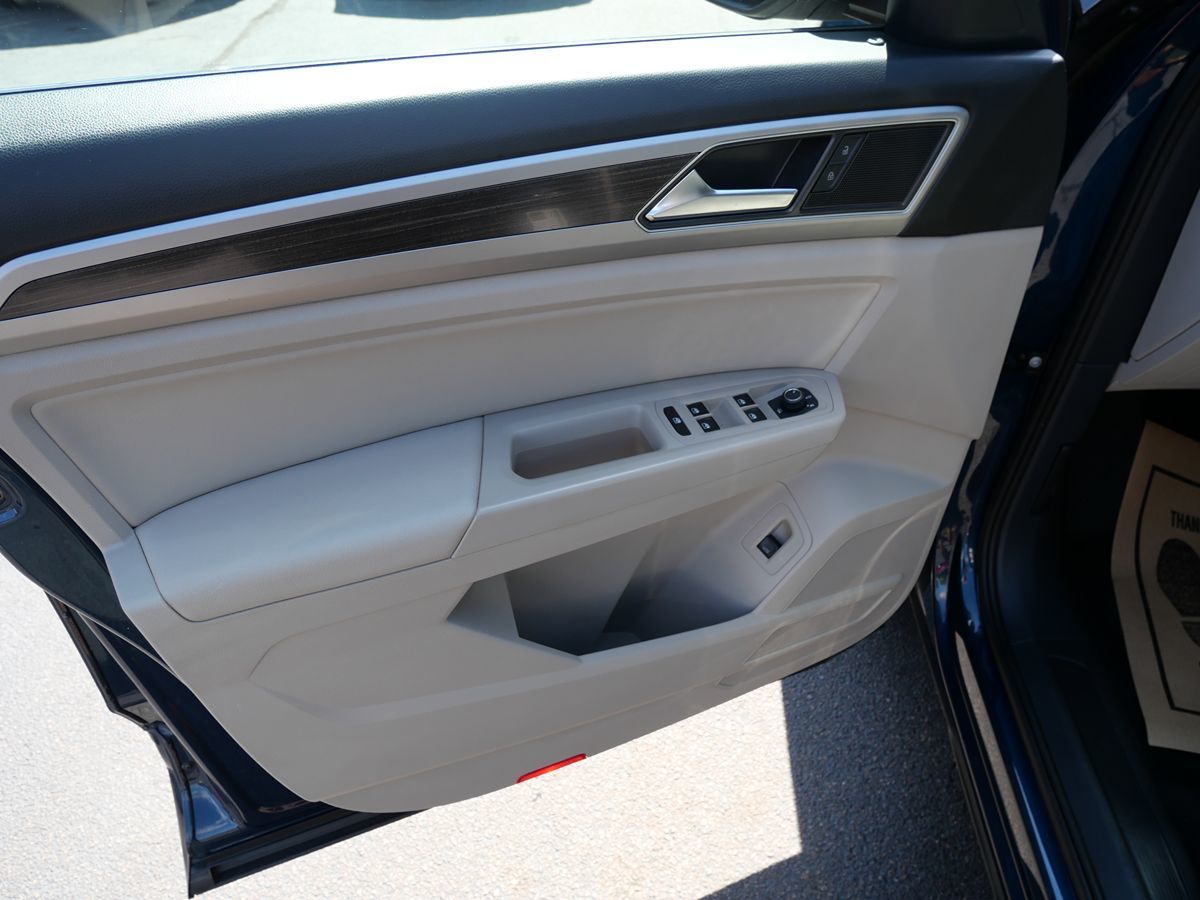 2018 Volkswagen Atlas V6 SE Technology photo 19