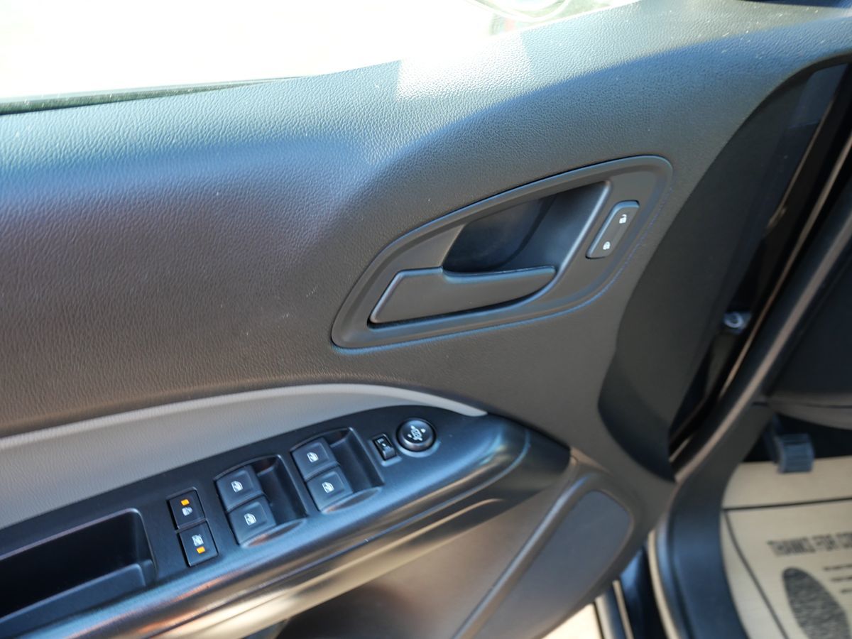 2018 Chevrolet Colorado Work Truck photo 16
