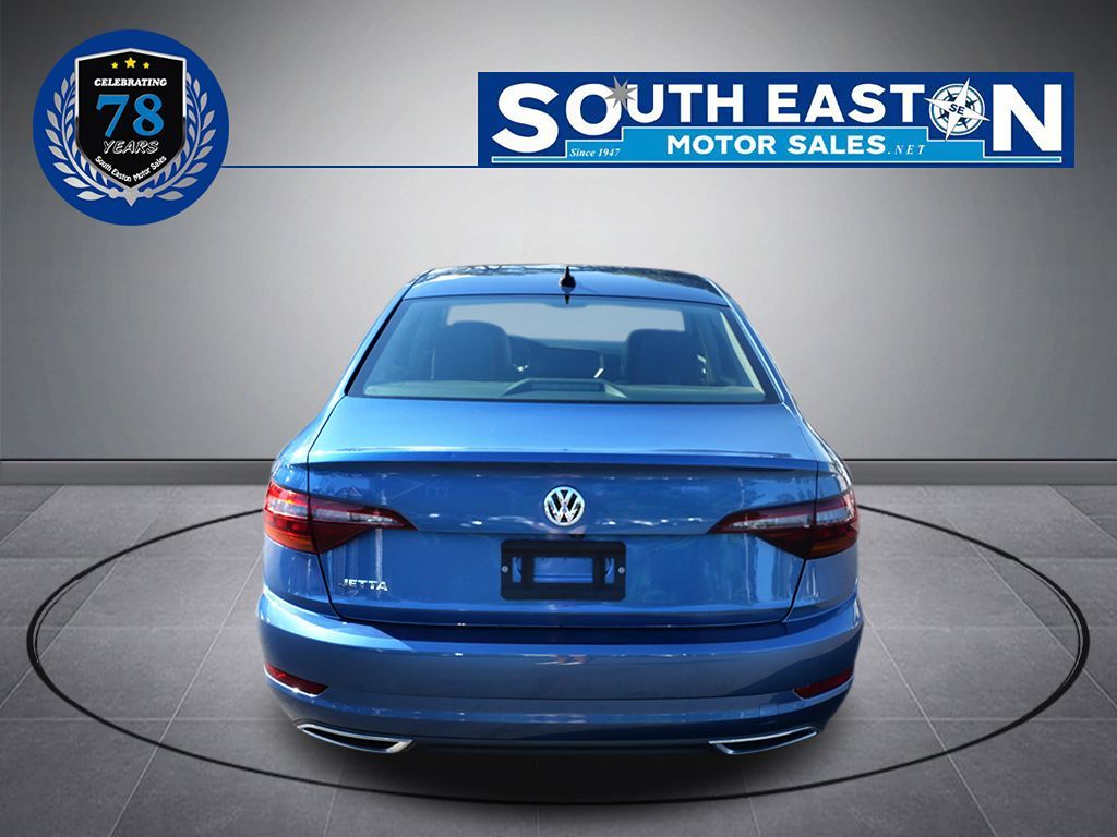 2019 Volkswagen Jetta SEL Premium photo 5