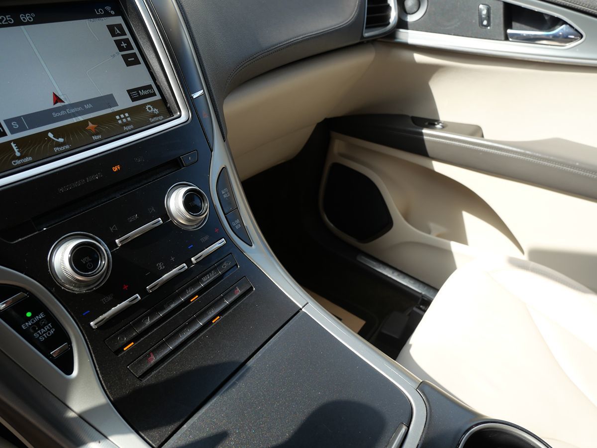 2016 Lincoln MKX Select photo 13