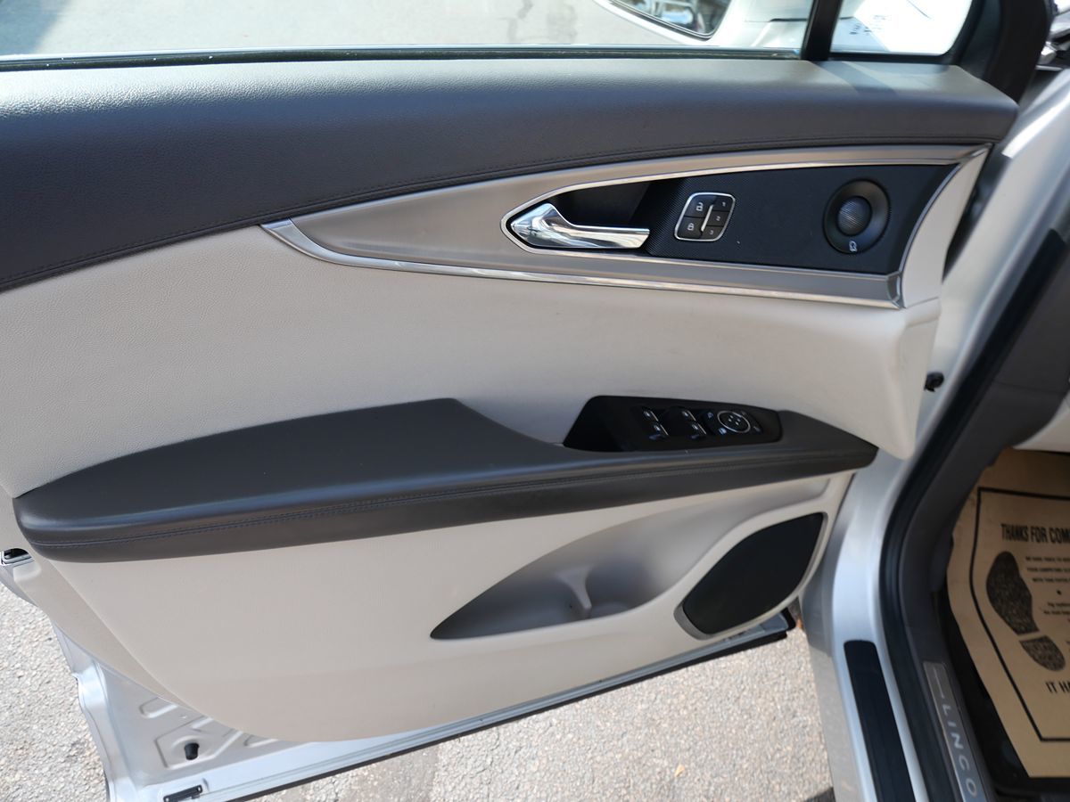 2016 Lincoln MKX Select photo 15