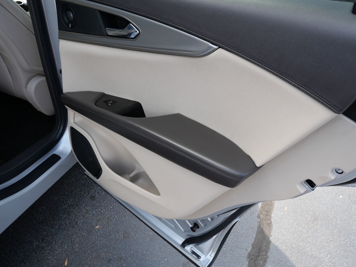 2016 Lincoln MKX Select photo 24