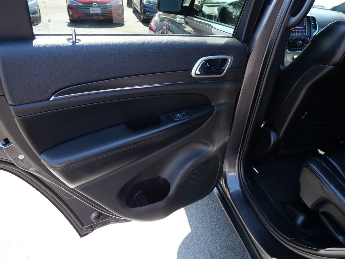 2018 Jeep Grand Cherokee Limited photo 17