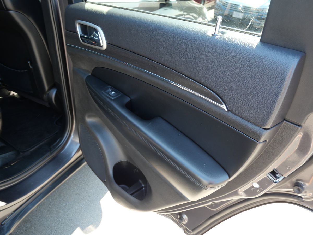 2018 Jeep Grand Cherokee Limited photo 24