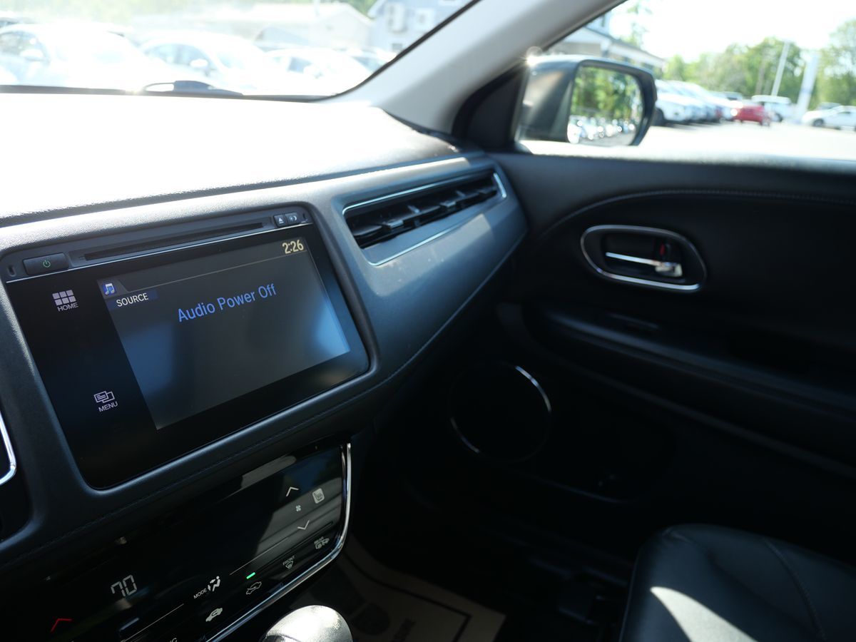 2018 Honda HR-V EX-L photo 12