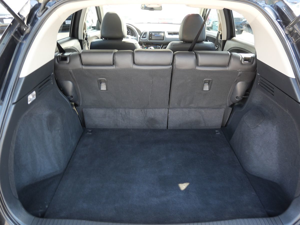 2018 Honda HR-V EX-L photo 20